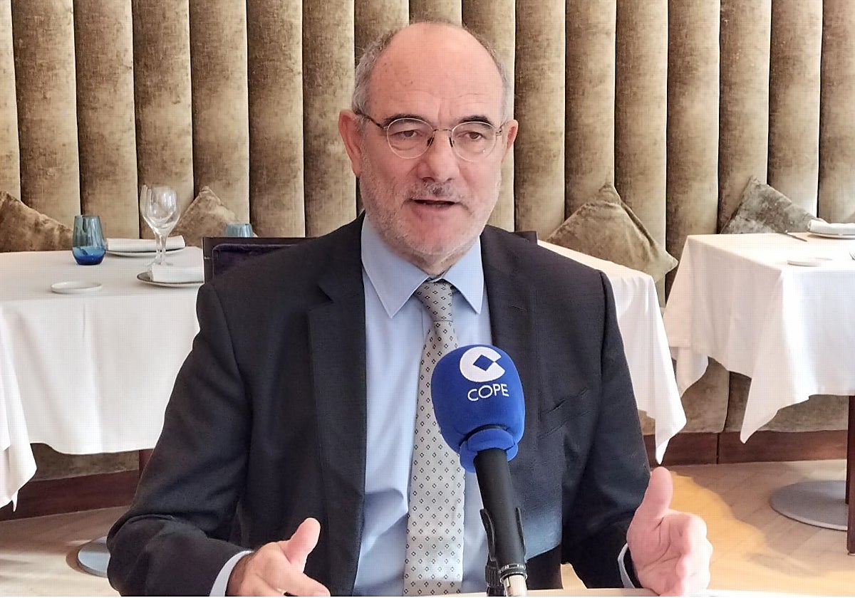 Jaume Duch acusa a las campañas de desinformación en las redes sociales de buscar el enfrentamiento social y pretender debilitar la democracia