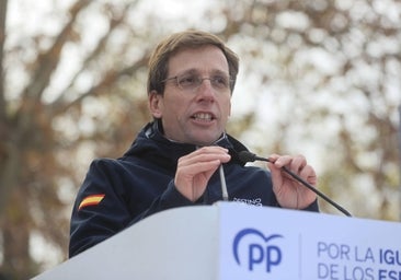 Almeida clama contra Sánchez y la amnistía: «Ha pretendido tomar por imbéciles a todos los españoles»