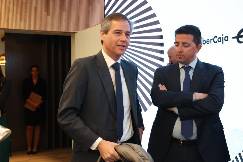 El exportavoz del PP en el Ayuntamiento de Alcorcón (Madrid), Antonio González Terol, junto al diputado del PP por Teruel, Alberto Herrero
