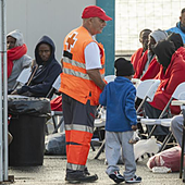 Llega un cayuco con 48 personas a El Hierro