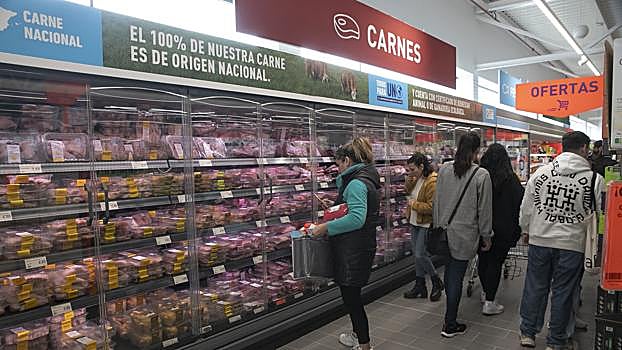 Los cuatro supermercados Aldi abrirán ambos festivos