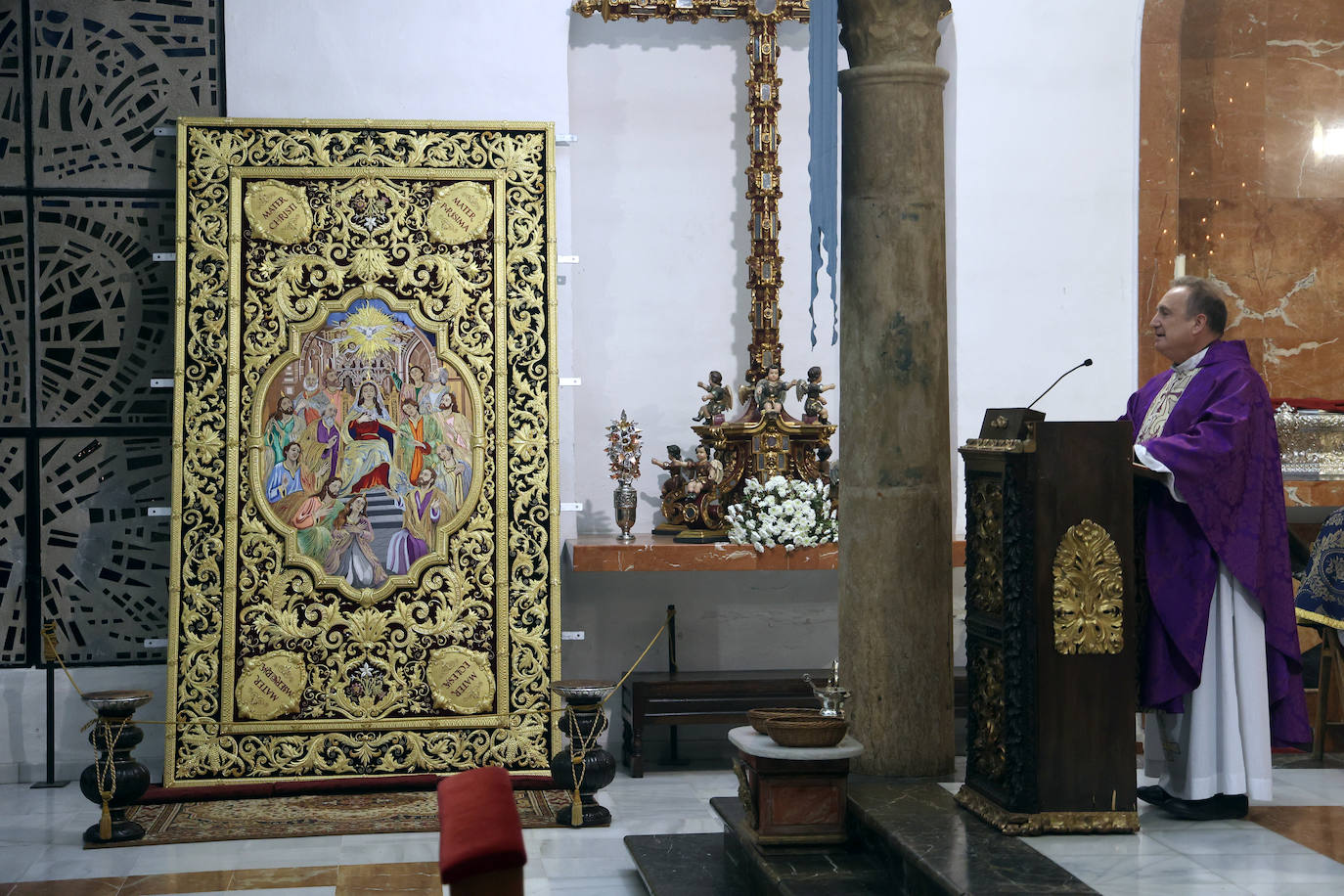 Fotos: La bendición del techo de palio de la Virgen del Dulce Nombre de Córdoba