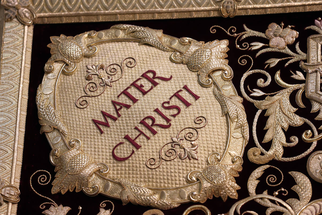 Fotos: La bendición del techo de palio de la Virgen del Dulce Nombre de Córdoba