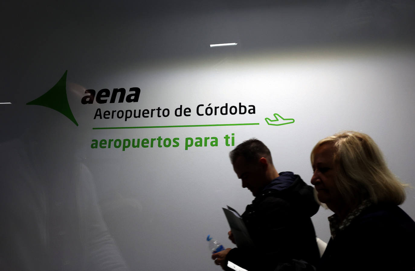 Fotos: el esperado primer vuelo comercial desde el aeropuerto de Córdoba
