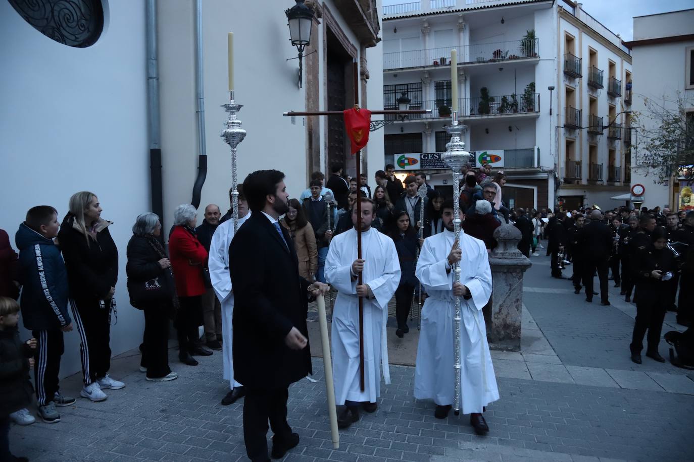 Fotos: la solemne procesión de la Inmaculada con los jóvenes de Córdoba
