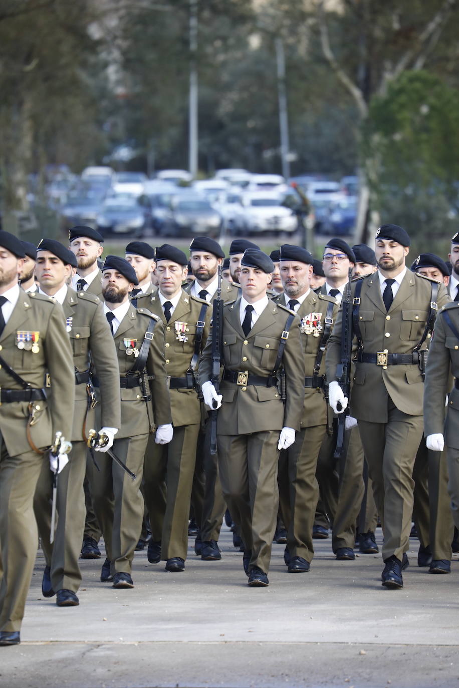 Fotos: La imponente parada militar de la Brigada &#039;Guzmán el Bueno X&#039; en Córdoba
