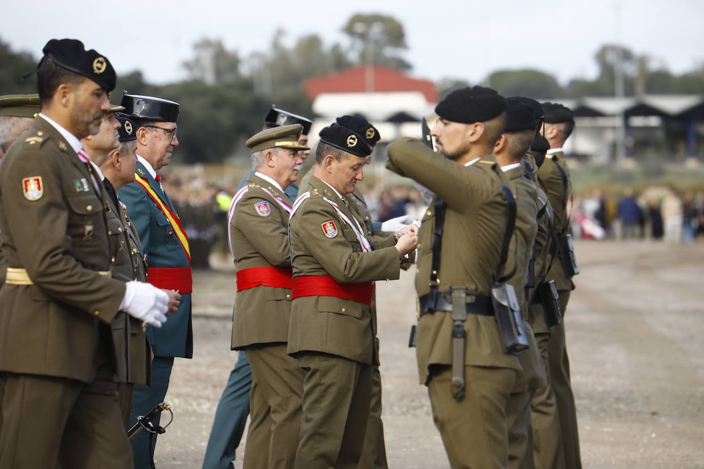 Fotos: La imponente parada militar de la Brigada &#039;Guzmán el Bueno X&#039; en Córdoba