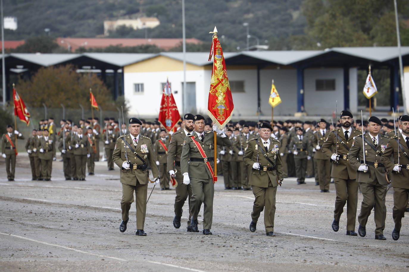 Fotos: La imponente parada militar de la Brigada &#039;Guzmán el Bueno X&#039; en Córdoba