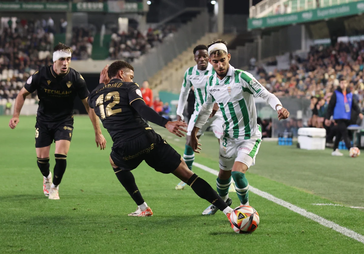 Posiciones de córdoba club de fútbol contra club deportivo castellón