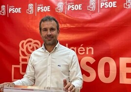 El alcalde del PSOE en Jaén, al autor del montaje de compra de votos del PP: «Eres un máquina»