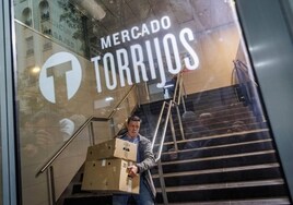 Desalojo forzoso para los últimos de Torrijos: un fondo tapia los puestos sin permiso de los dueños