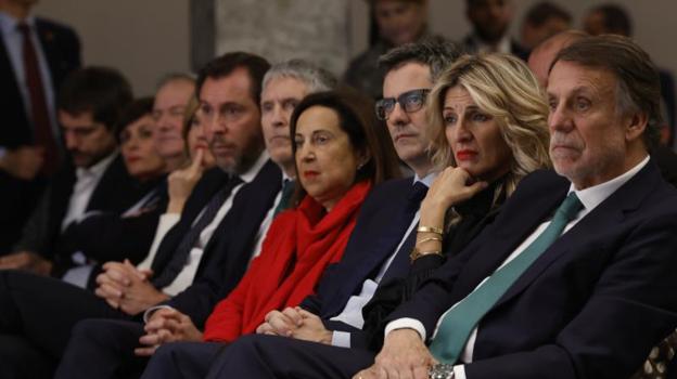 Más de la mitad del Gobierno ha acudido a la presentación