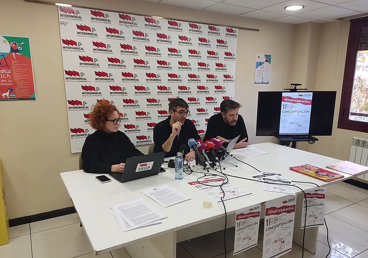 Los participantes en la rueda de prensa