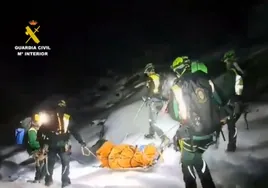 Un profesor de Málaga, el último muerto haciendo alpinismo en Sierra Nevada