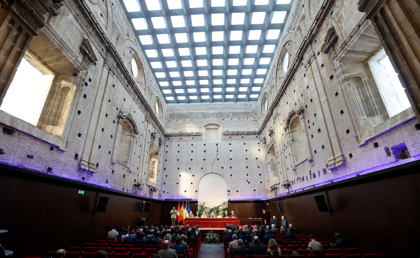 Fotos: La firma solemne del acuerdo de la Base Logística de Córdoba