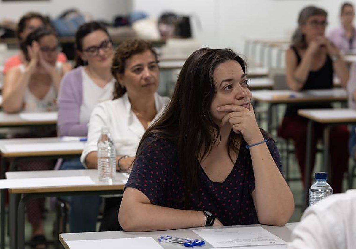 Examen de oposiciones en Sevilla