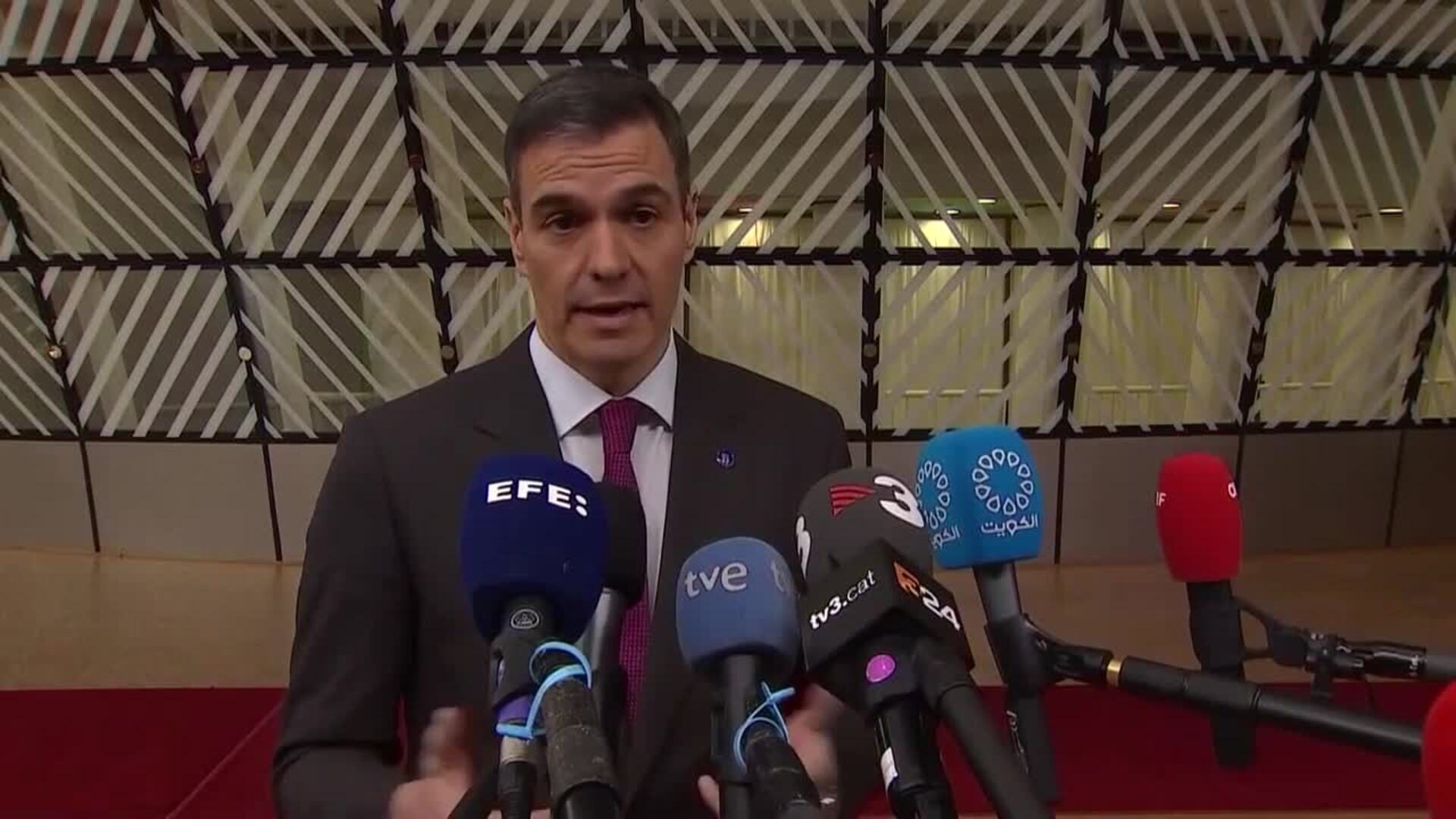 Sánchez justifica dar Pamplona a Bildu para generar estabilidad y rechaza críticas