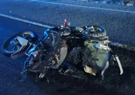 Muere un motorista al chocar con un quitamiedos en una carretera de Granada