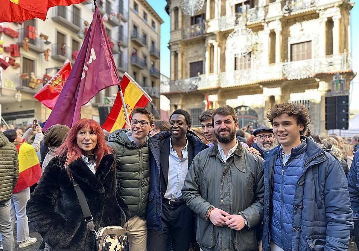 El vicepresidente de la Junta, Juan García-Gallardo, en la concentración de Pamplona contra el acuerdo entre EH Bildu y el PSOE