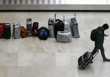 Detenido otro trabajador de Barajas por la trama que introducía droga en mochilas con etiquetas falsificadas