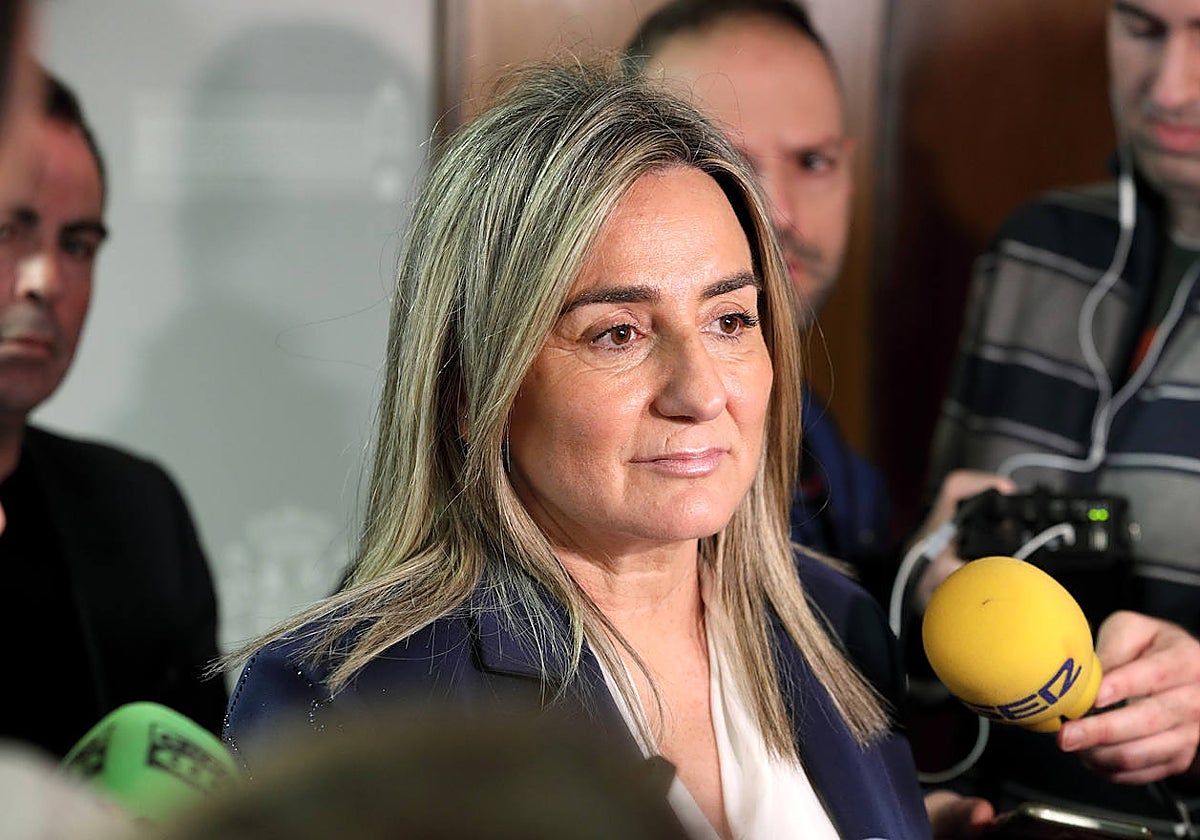 Tolón, dispuesta a que el cuartel de la Guardia Civil llegue «cuanto antes» 