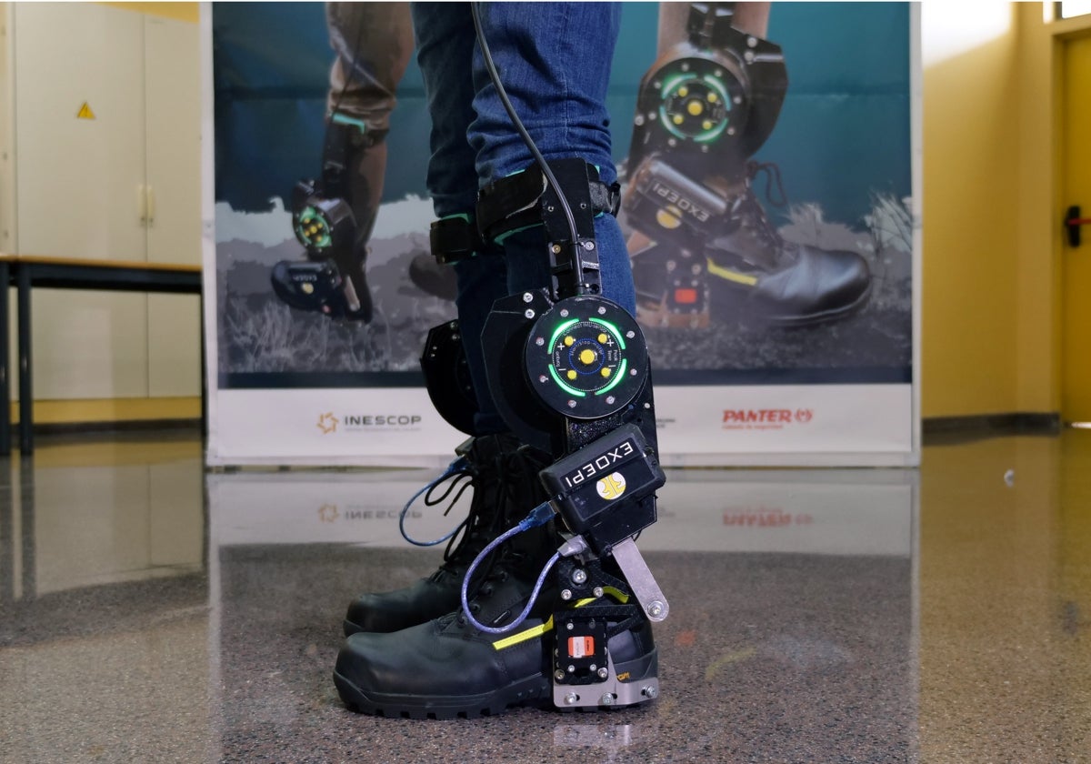 Las botas robotizadas y autónomas desarrolladas por la Universidad Miguel Hernández de Elche y el Instituto Tecnológico del Calzado (Inescop).