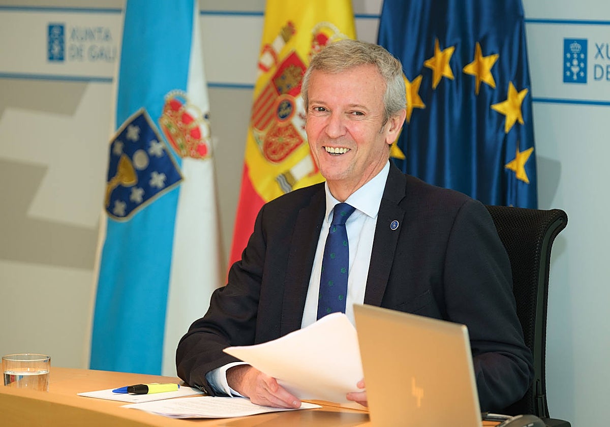 Alfonso Rueda, este jueves al frente de la reunión del Consello