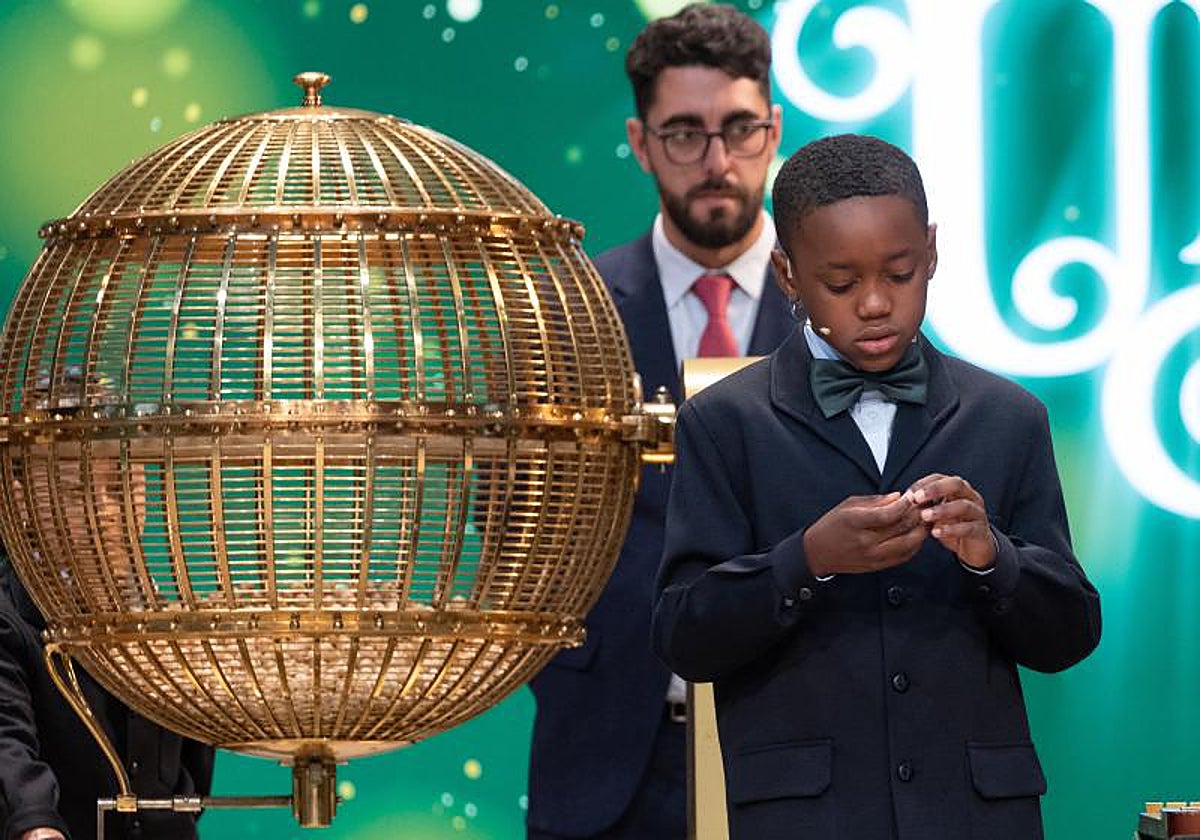 Un quinto premio, el 86007, reparte 108.000, la mayor parte en Salamanca