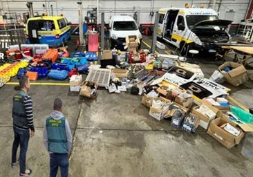 Sorprendidos tres trabajadores de una empresa de ambulancias con 50.000 euros de material sanitario