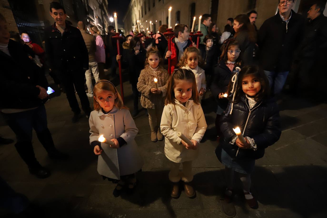 Fotos: la elegante procesión del Niño Jesús de la Compañía en Córdoba