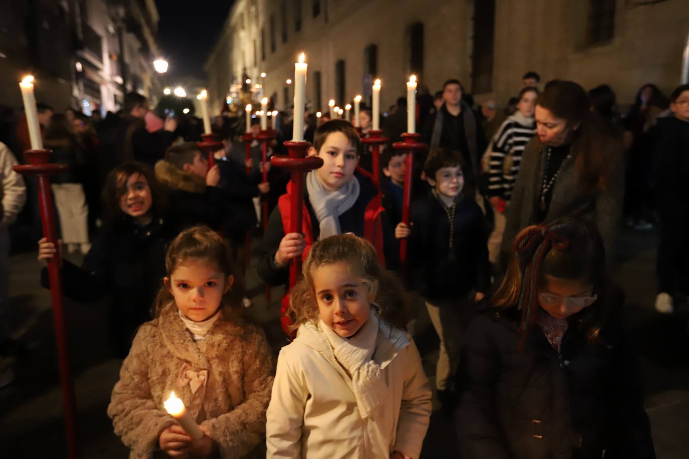 Fotos: la elegante procesión del Niño Jesús de la Compañía en Córdoba