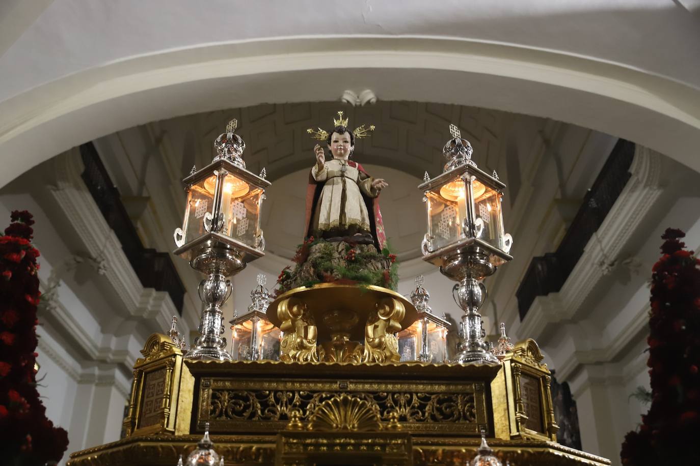 Fotos: la elegante procesión del Niño Jesús de la Compañía en Córdoba