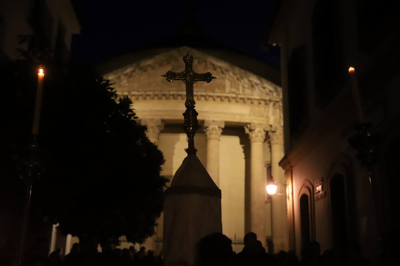 Fotos: la elegante procesión del Niño Jesús de la Compañía en Córdoba