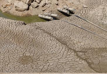 Agua y aceite: pagar lo escaso