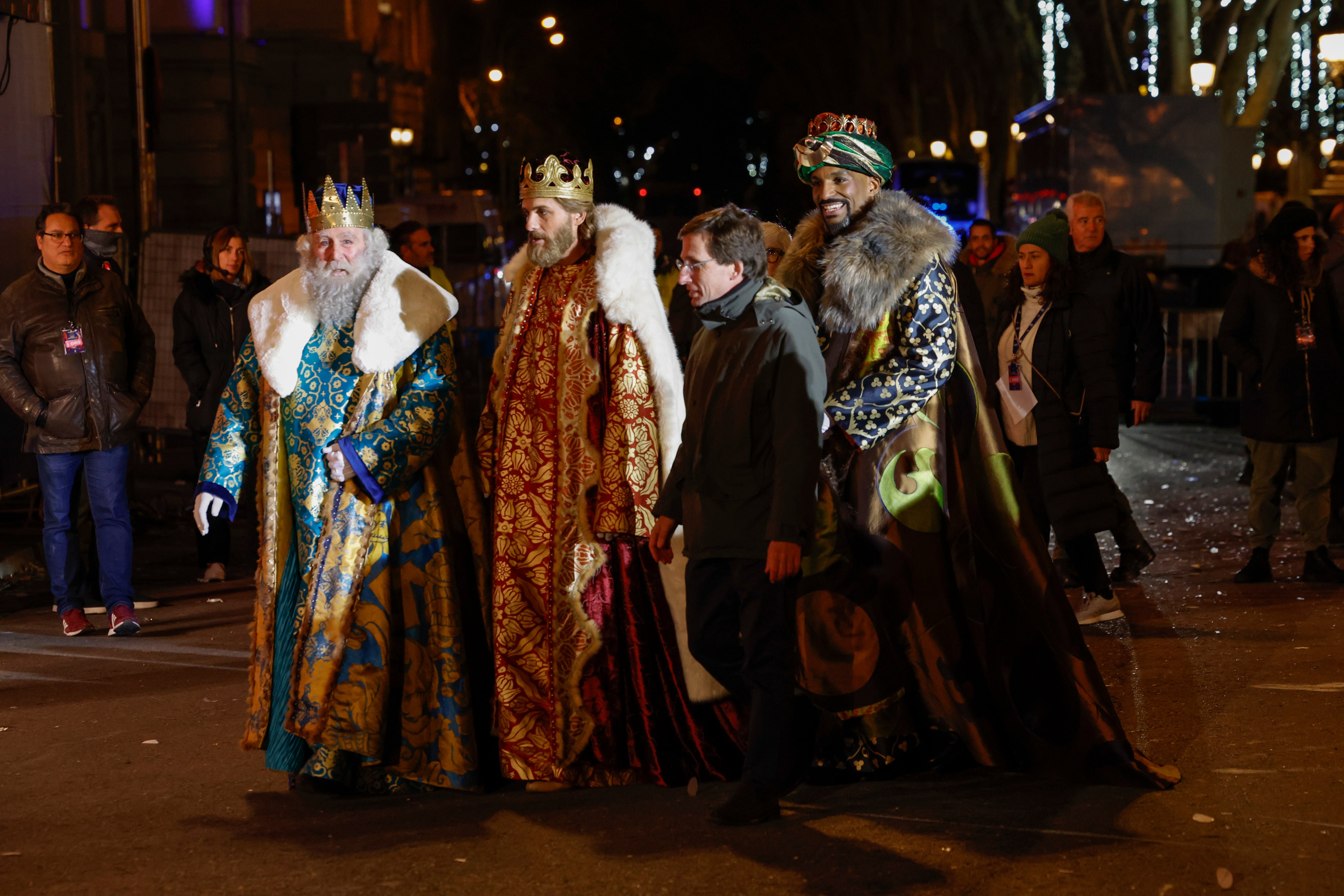 La cabalgata de Reyes en Madrid, en imágenes