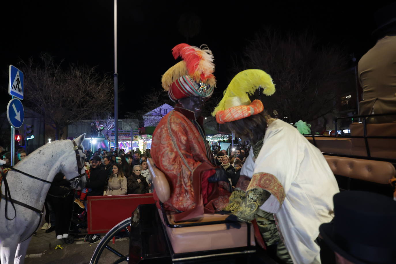Fotos: El novedoso y espectacular final de la Cabalgata de los Reyes Magos de Córdoba