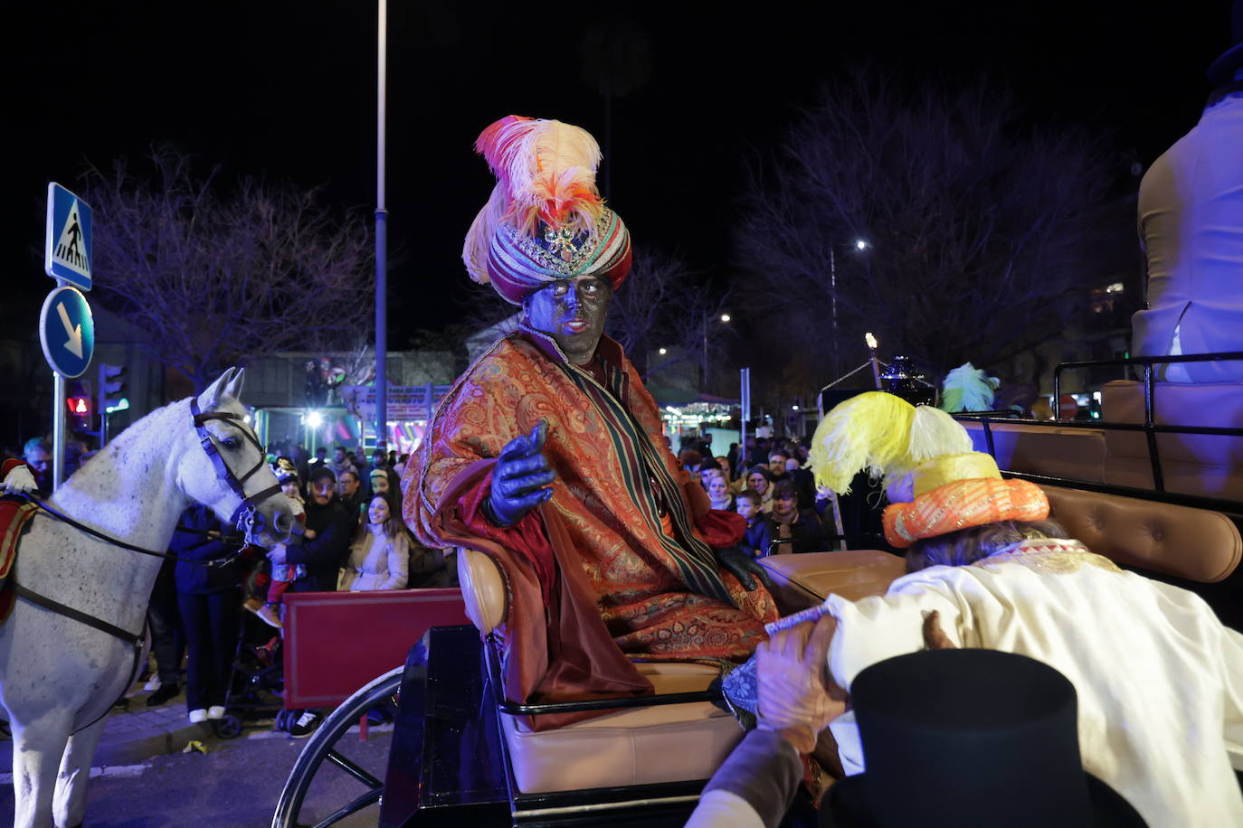 Fotos: El novedoso y espectacular final de la Cabalgata de los Reyes Magos de Córdoba