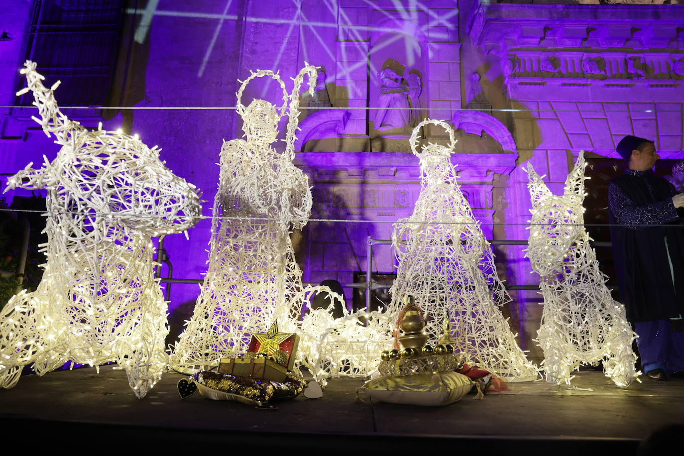 Fotos: El novedoso y espectacular final de la Cabalgata de los Reyes Magos de Córdoba