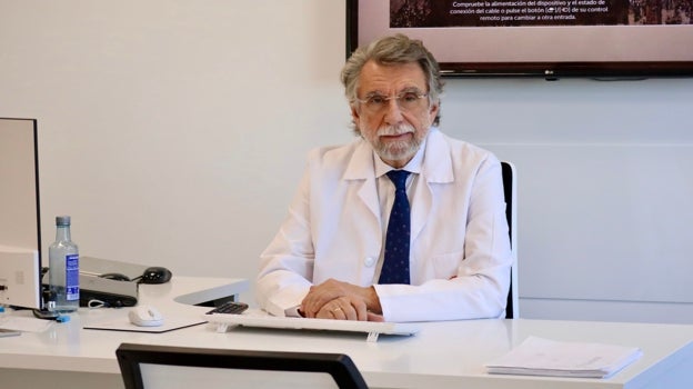 El doctor asegura que el alcohol es un maleficio «que nos ha caído»