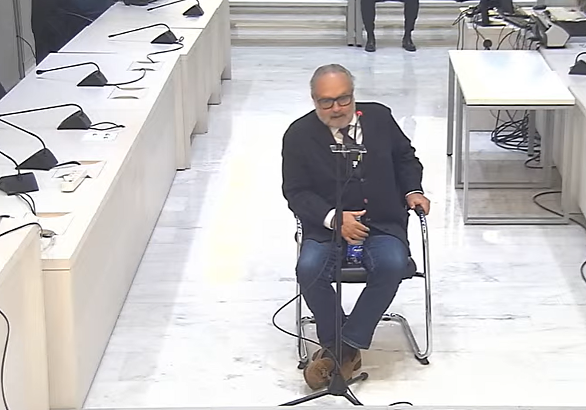 El empresario Francisco Menéndez, en el banquillo de los acusados