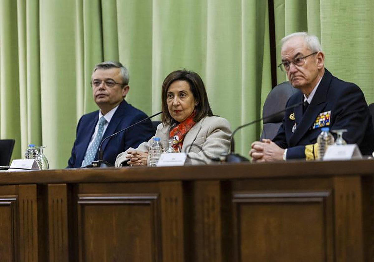 La ministra de Defensa, Margarita Robles, ayer en Toledo