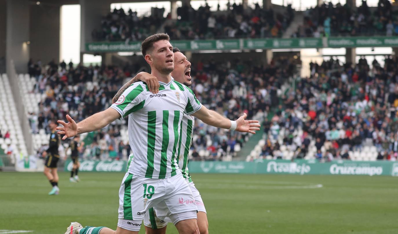 Fotos: El emocionante triunfo del Córdoba ante el Intercity