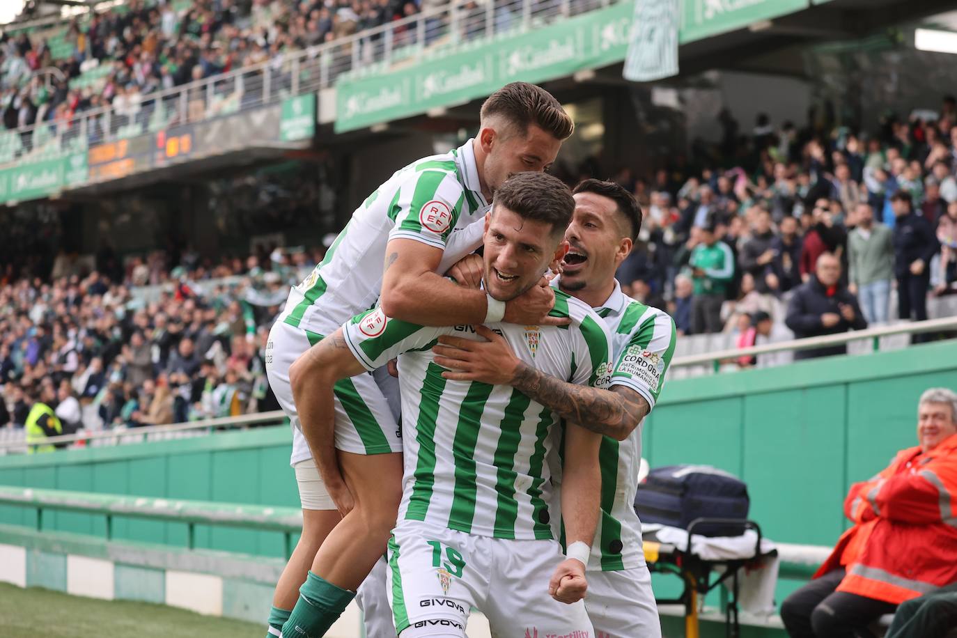 Fotos: El emocionante triunfo del Córdoba ante el Intercity