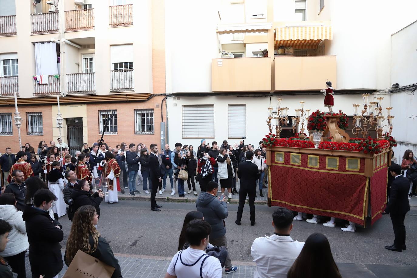 Fotos: La solemne procesión del Dulce Nombre de Jesús en Córdoba