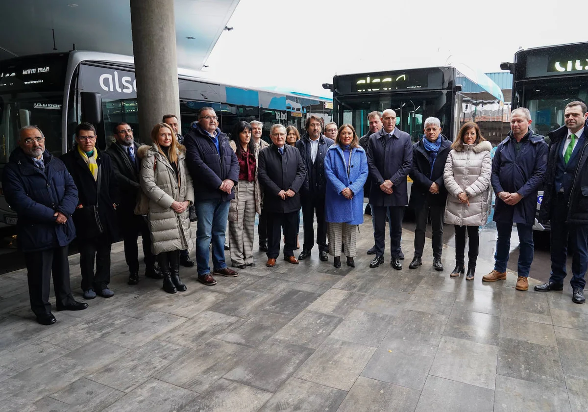 Presentación de los nuevos autobuses del servicio de transporte público metropolitano de León