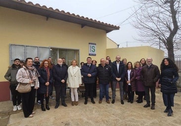 El histórico edificio de la escuela de Vianos revive como un moderno consultorio de Salud