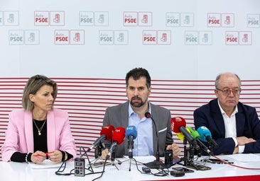 Tudanca cree que el 'maratón' de vacunaciones llegó «tarde y mal, como siempre»