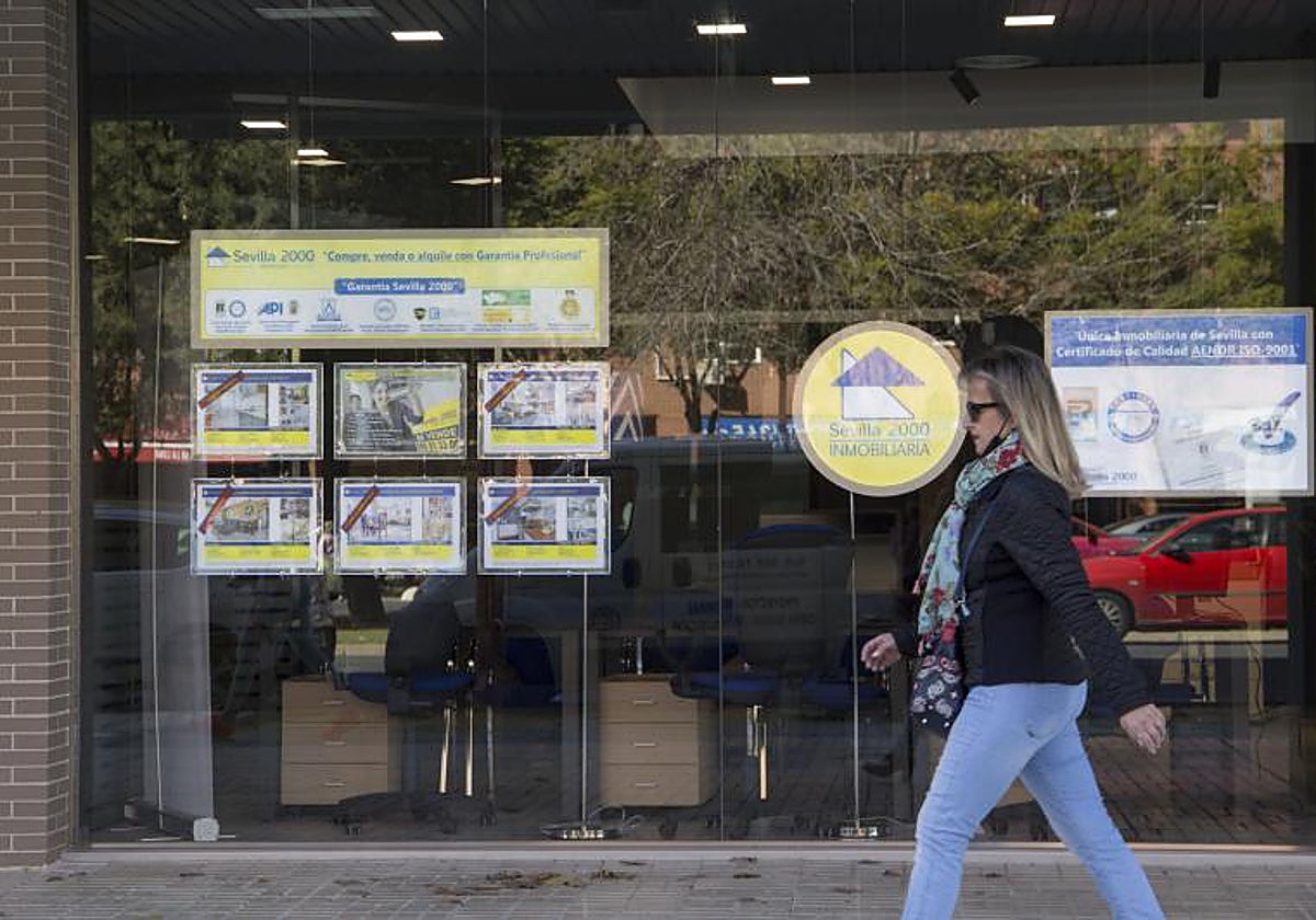 Fachada de una agencia inmobiliaria