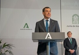 Juanma Moreno vuelve a solicitar a Pedro Sánchez la convocatoria de una conferencia de presidentes