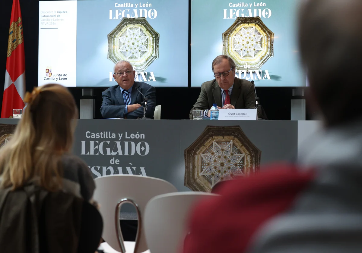 El consejero de Cultura, Gonzalo Santonja, presenta la oferta de Castilla y León en Fiitur